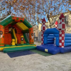 château gonflable le roi lion et fusée